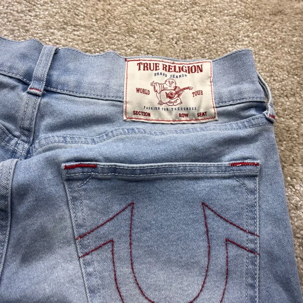 True Religion Rocco Relaxed Skinny Denim Shorts Light Wash Red Stitch Mens 30